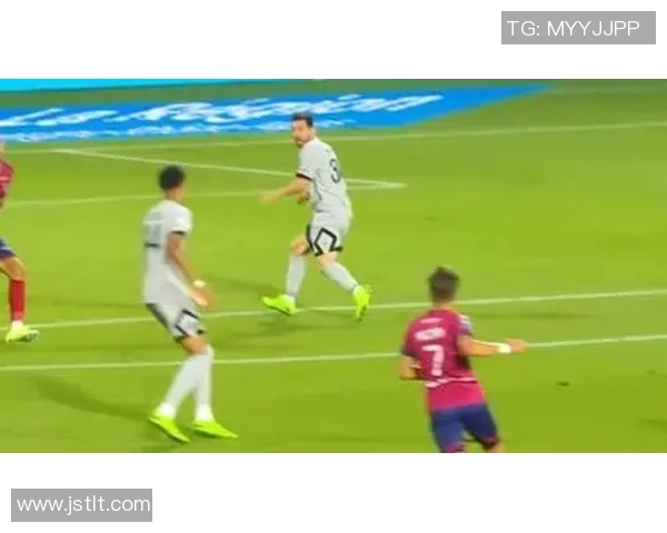 拉莫斯展现足球场外才华尽显舞蹈魅力引发热议