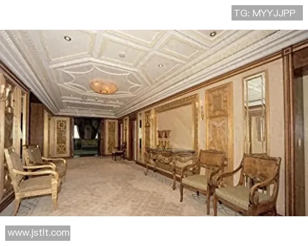 足球巨星豪宅变迁：从简约公寓到奢华庄园的财富象征